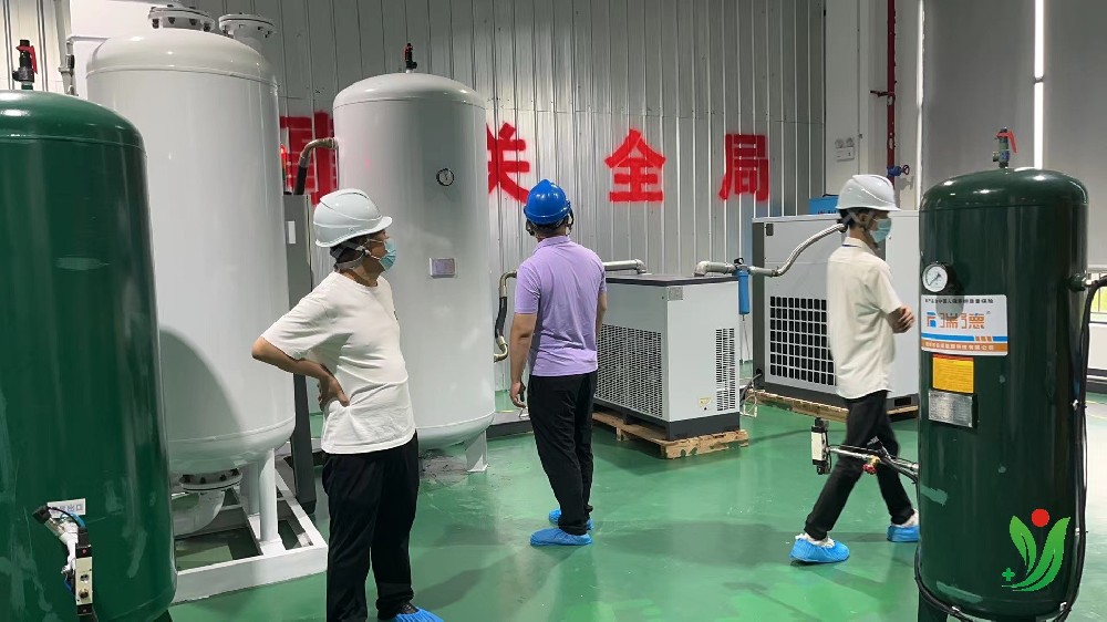 《嚴格監管，守護醫療安全——食品藥品監督管理局蒞臨我司檢查》
